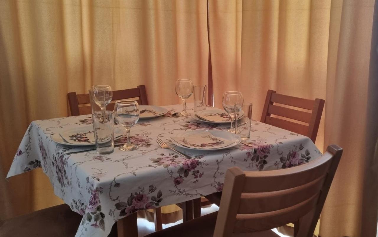 Pirin Golf Private Apartments & Studios Razlog Bagian luar foto